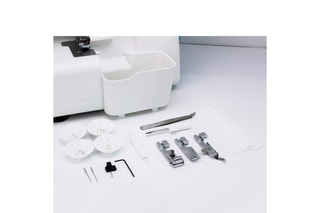 Surjeteuse Overlock 8708 +