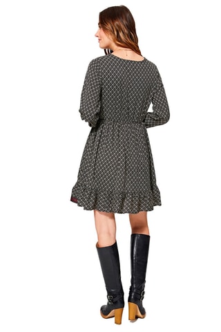 Vestido estilo patinadora Preto e cru