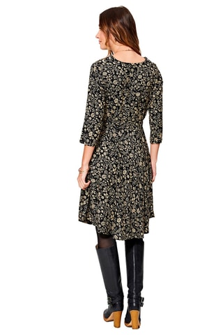 Vestido estilo patinadora Preto e bege