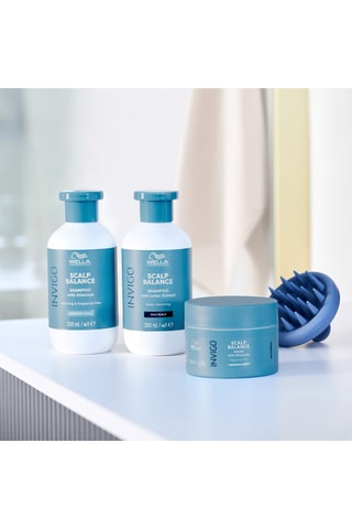 Shampoing anti-pelliculaire Invigo Scalp Balance - Cheveux gras et cuir chevelu sensible - 300 ml 