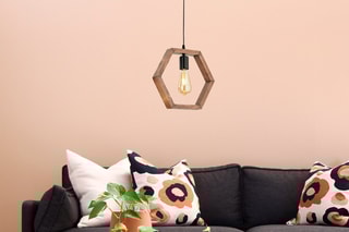 Candeeiro suspenso em madeira de cárpea Geometrik Ahsap Sarkit - Natural e preto