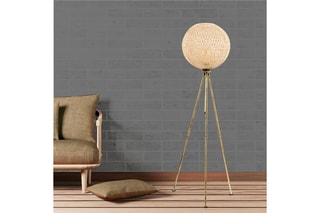 Candeeiro de pé Natural e dourado