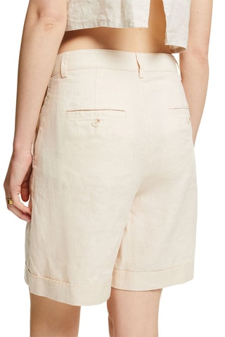 Bermudas em linho - Bege