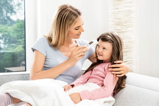 Thermomètre sans contact FT 95