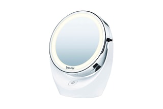 Miroir cosmétique éclairé