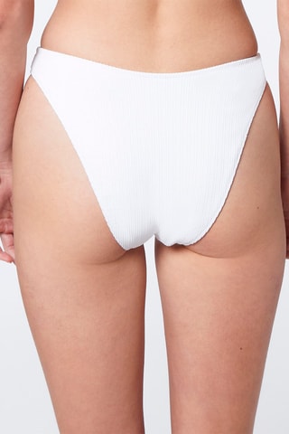 Parte de cima Capsule Diane Cru