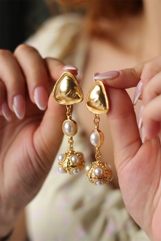 Brincos banhados a ouro fino amarelo - Pérolas