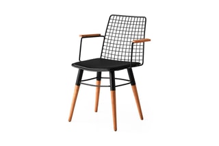2 chaises Trend 
Marron et noir
