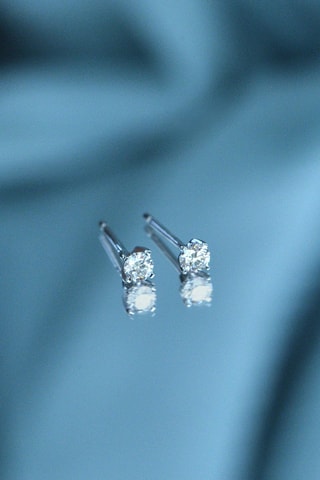 Puces Single diamond - Or blanc et diamants
