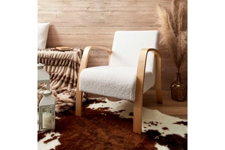 Cadeirão Hella Hygge - Natural e branco - Revestimento bouclette