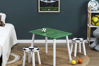 Mesa e 2 bancos em pinho Foot - 60 x 45 x 40 cm