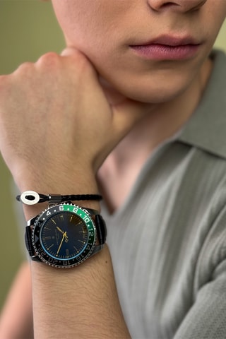Coffret relógio de quartzo em couro, prata íon e bracelete em couro Olympe 