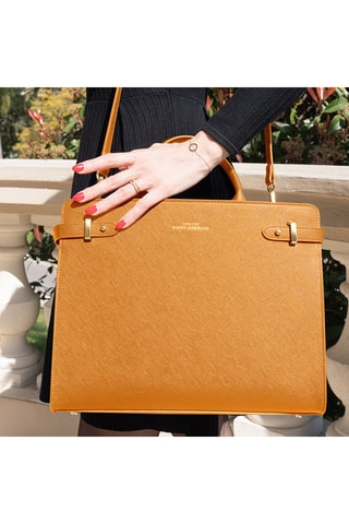 Sac à main en cuir vegan Orsay - Marron
