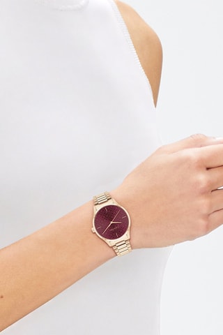 Stalen Quartz Horloge Goudkleurig en Bordeauxrood