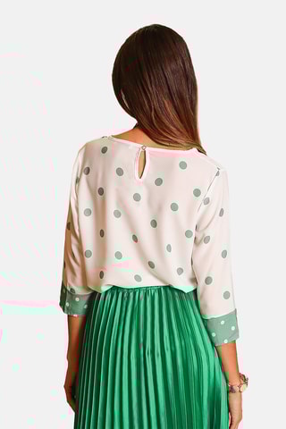Top em seda 
Branco