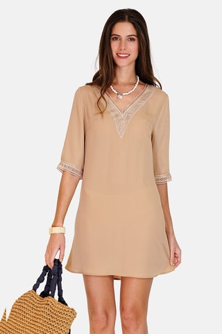 Vestido 
Castanho claro