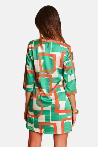 Vestido direito em seda 
Verde