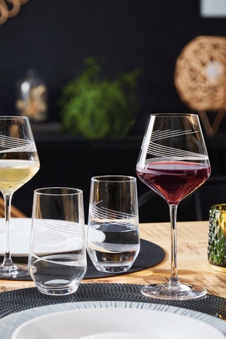 8 verres à pied Intense - 47 cl