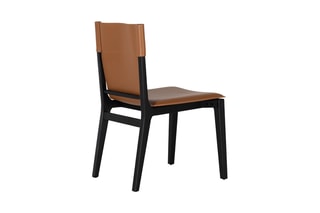 2 chaises - Marron et noir