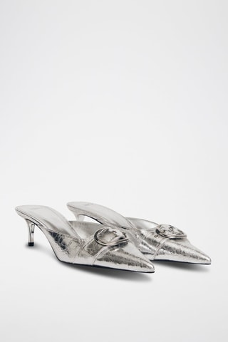 Chaussures métallisées talon boucle - Argenté