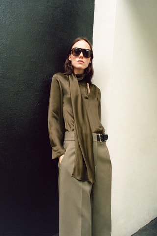 Blouse satinée noeud - Kaki