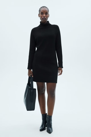 Robe courte maille col roulé - Noir