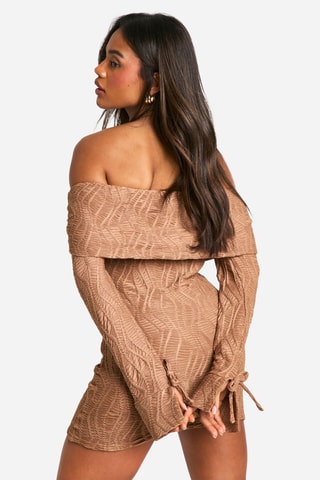 Nauwaansluitende Jurk - Beige