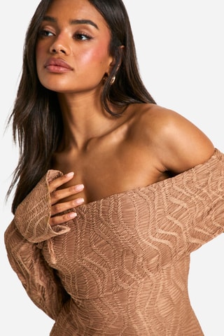 Nauwaansluitende Jurk - Beige