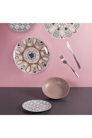 Service en porcelaine Bohémienne - 18 pièces