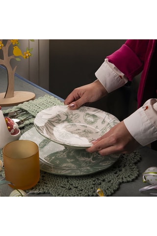 Service en porcelaine Fleurette - 18 pièces