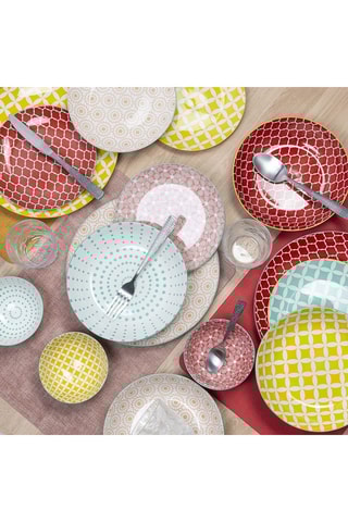 Service en porcelaine Confusion in colors - 24 pièces
