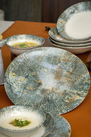 Service en porcelaine Eksen - 18 pièces
