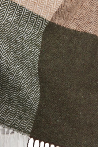 Sjaal Kaki