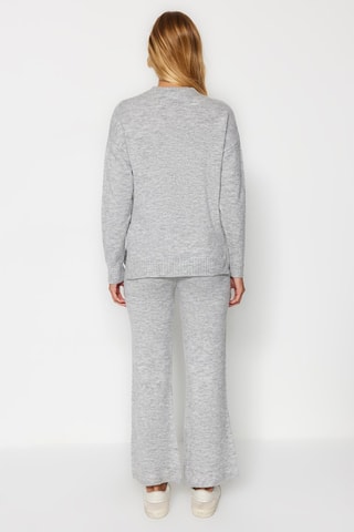 Trui en Broek Wide Legs Grijs