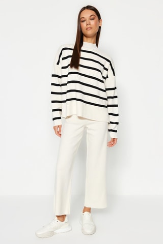 Trui en Broek Wide Legs Ecru en Zwart