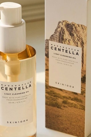 Óleo desmaquilhante ligeiro Madagascar Centella- 200 ml