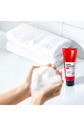 Gel de limpeza à base de baba de caracol Snail Truecica Miracle Repair Low PH - 100 ml