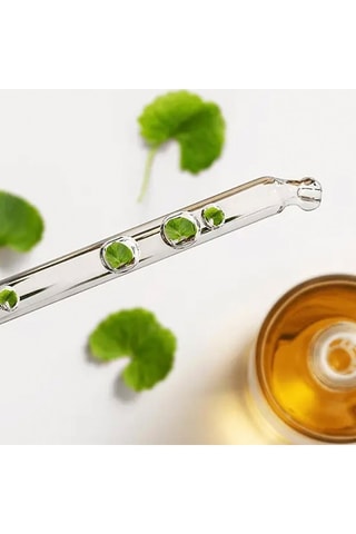 Ampola hidratante e calmante Madagascar Centella - Todos os tipos de pele - 55 ml