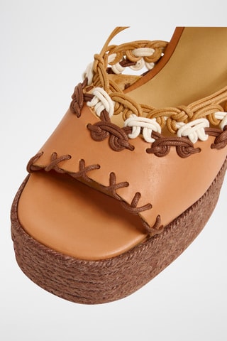 Gevlochten Leren Sandalen met Hak Fawn - Bruin