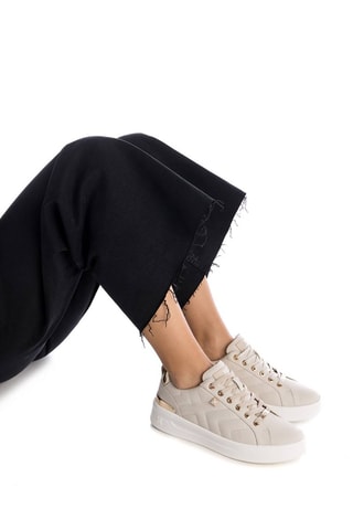 Platform Sneakers - Beige