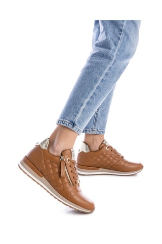 Sneakers - Camel
