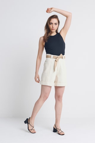 Short - Beige
