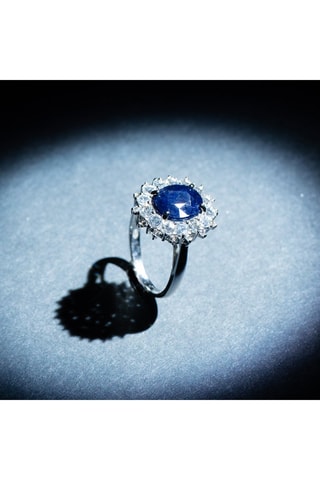 Bague Soleil Bleu Or blanc, topazes et saphir