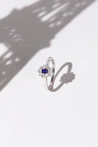 Bague Fleur de saison - Or blanc, saphir et diamants
