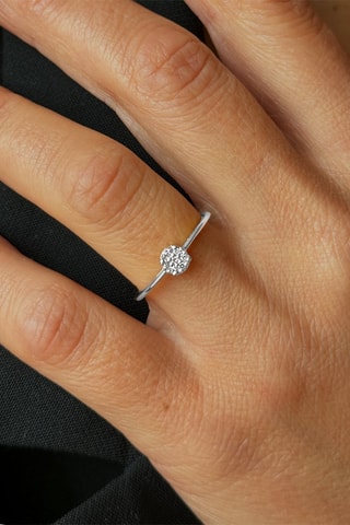 Bague - Or blanc et diamants
