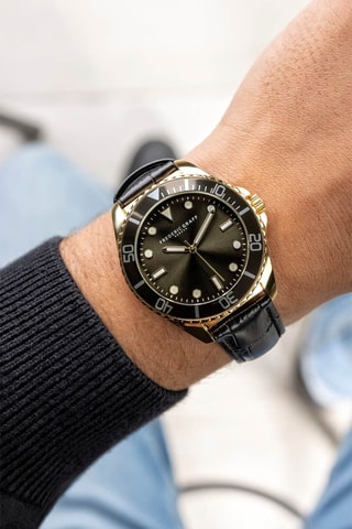 Montre à quartz en cuir et plaqué ion or jaune  - Frederic Graff
