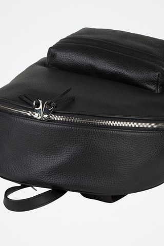 Mochila em couro Soft - Preto