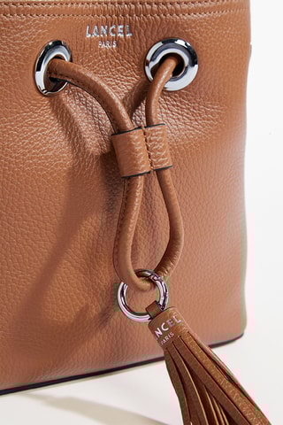 Sac seau en cuir Sacha Mini - Camel