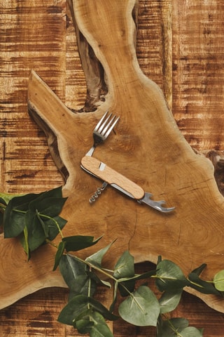 Couteau suisse en bois, hêtre et acier inoxydable - 33 x 11 x 33 cm