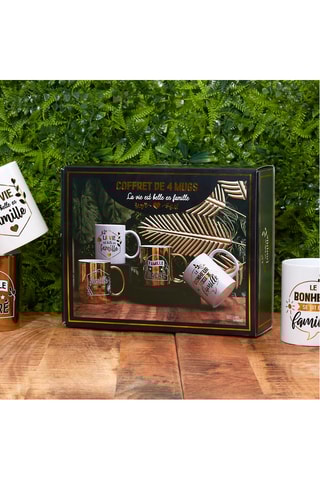 4 mugs en new bone China